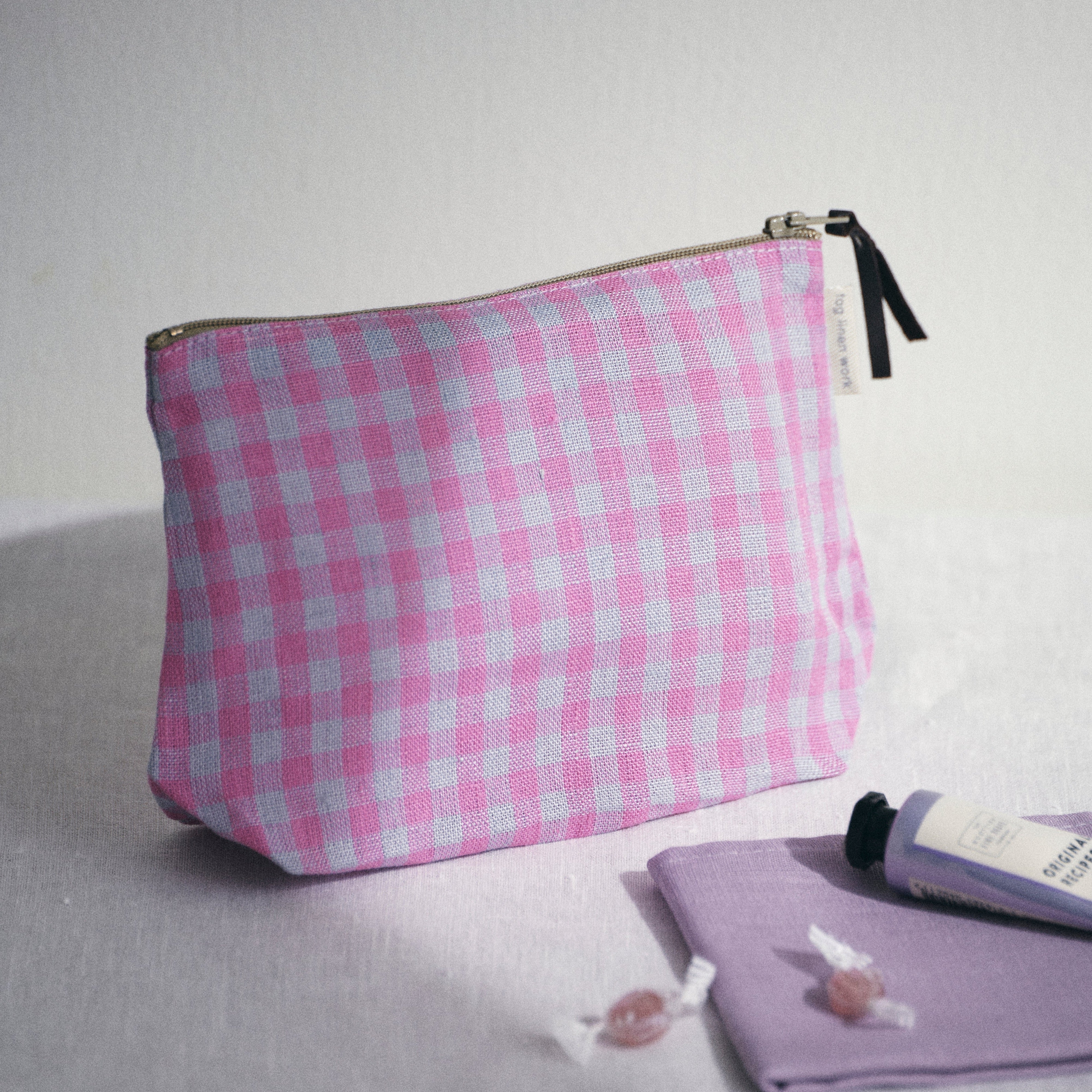 Chris Linen Pouch | Colette