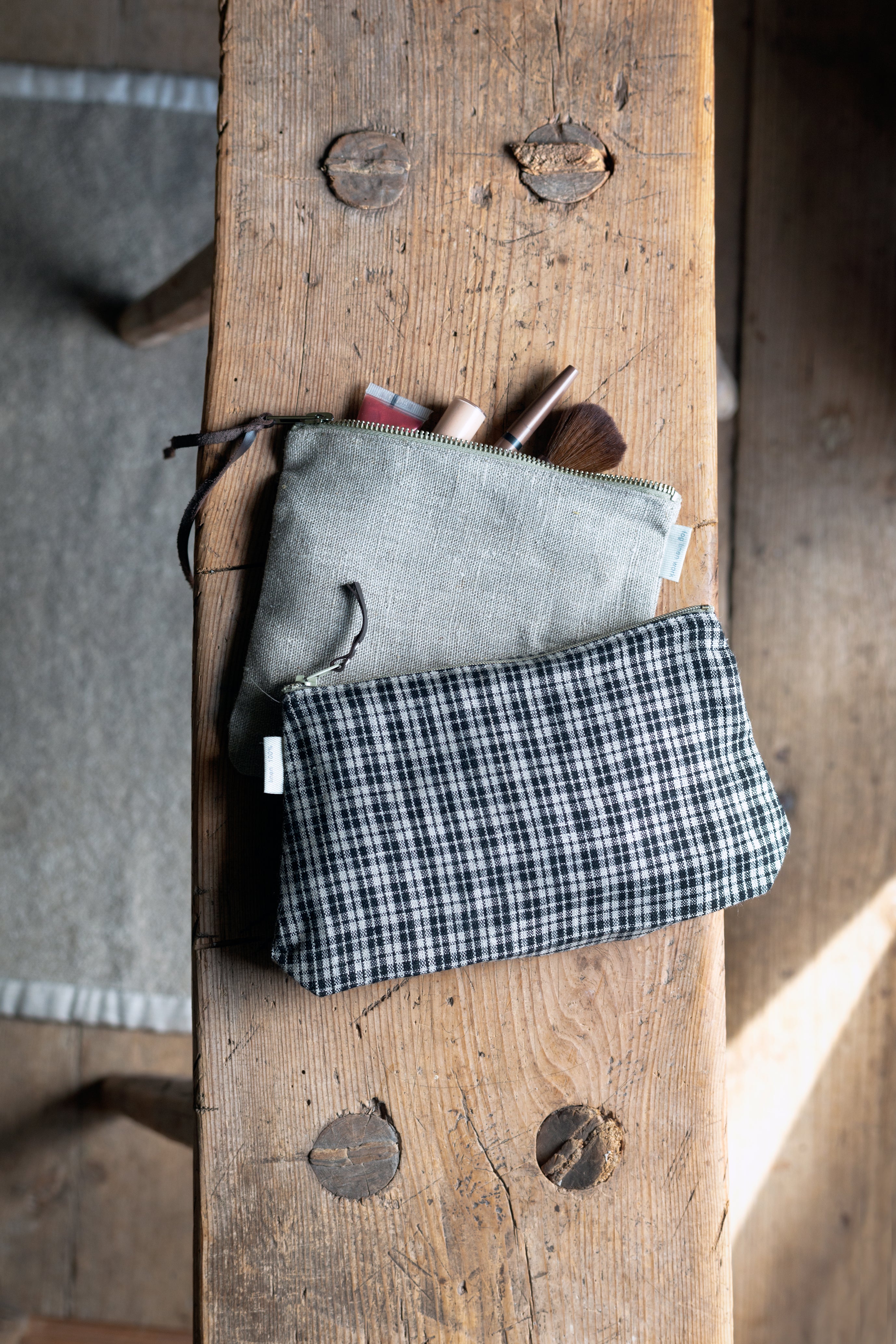Canna Linen Pouch  | Natural