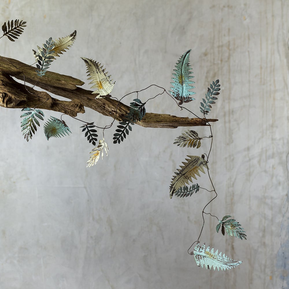 Vintage Style Leaf Garland