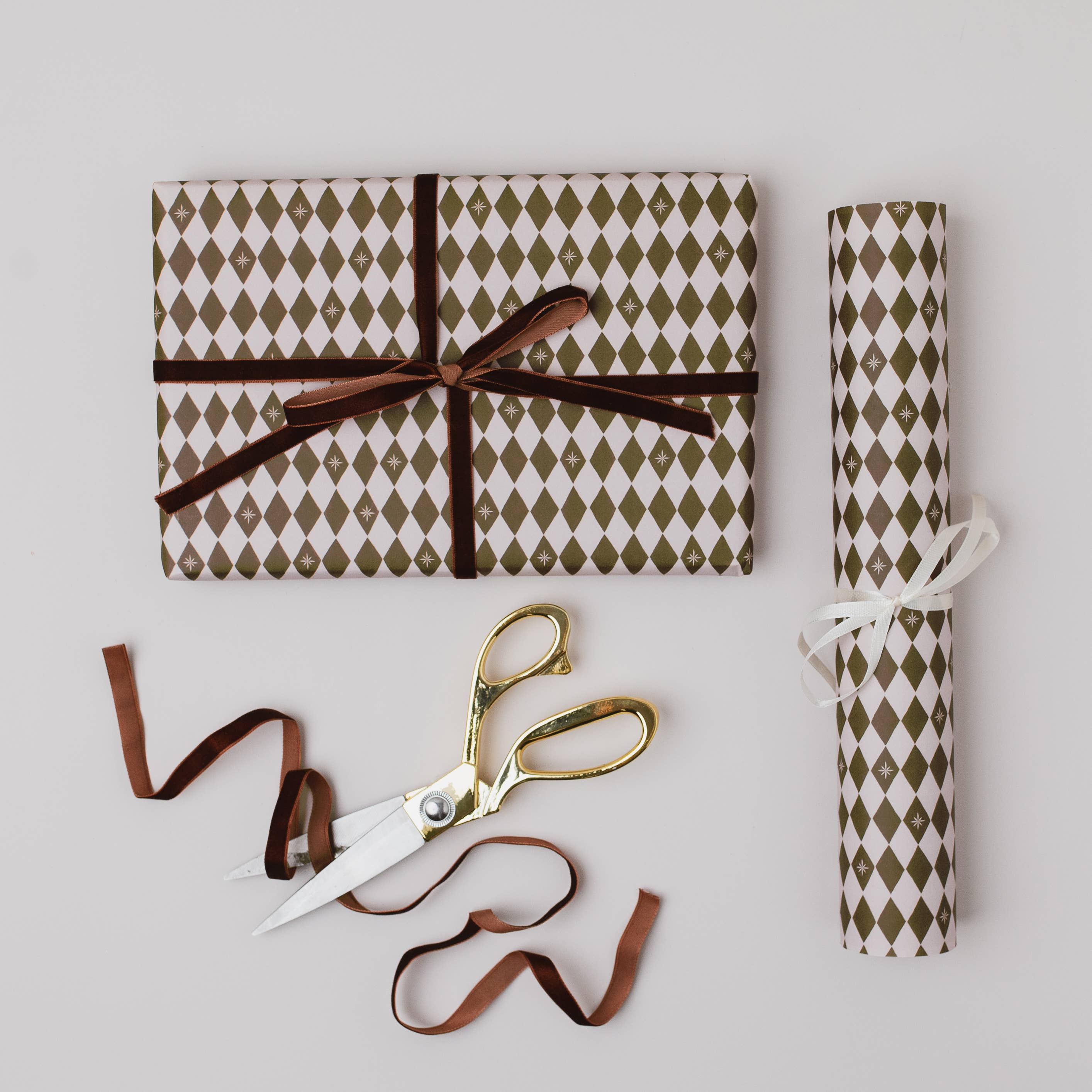 STAR DIAMOND HARLEQUIN LUXURY GIFT WRAP